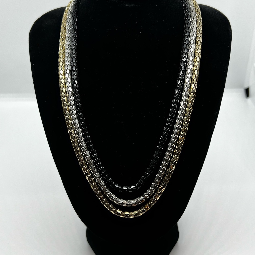 Elegant Gold and Silver Necklace